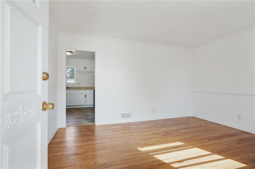 5205 Dunmoreland Court