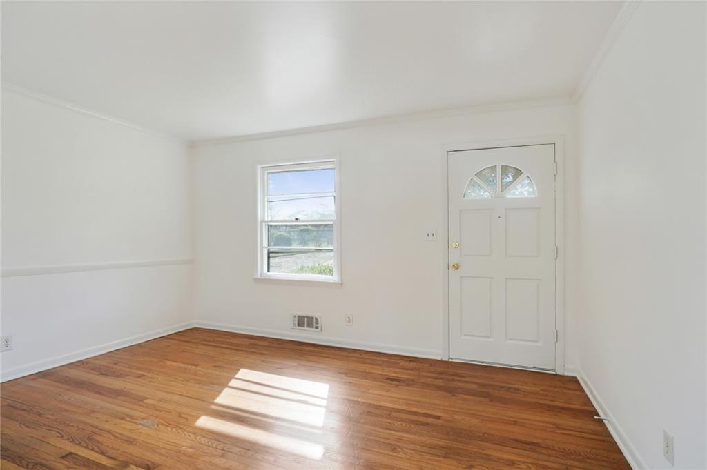 5205 Dunmoreland Court