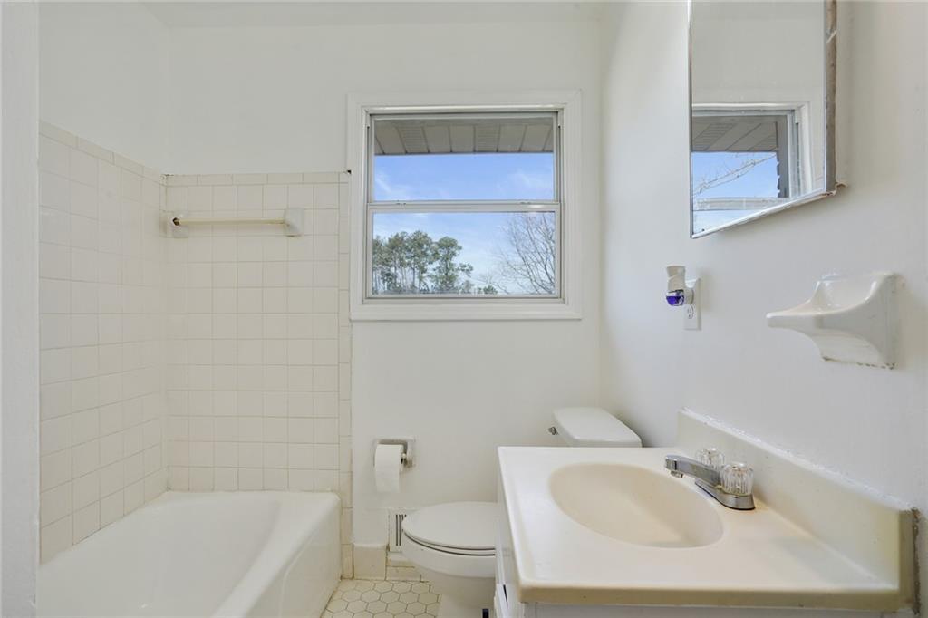 5205 Dunmoreland Court