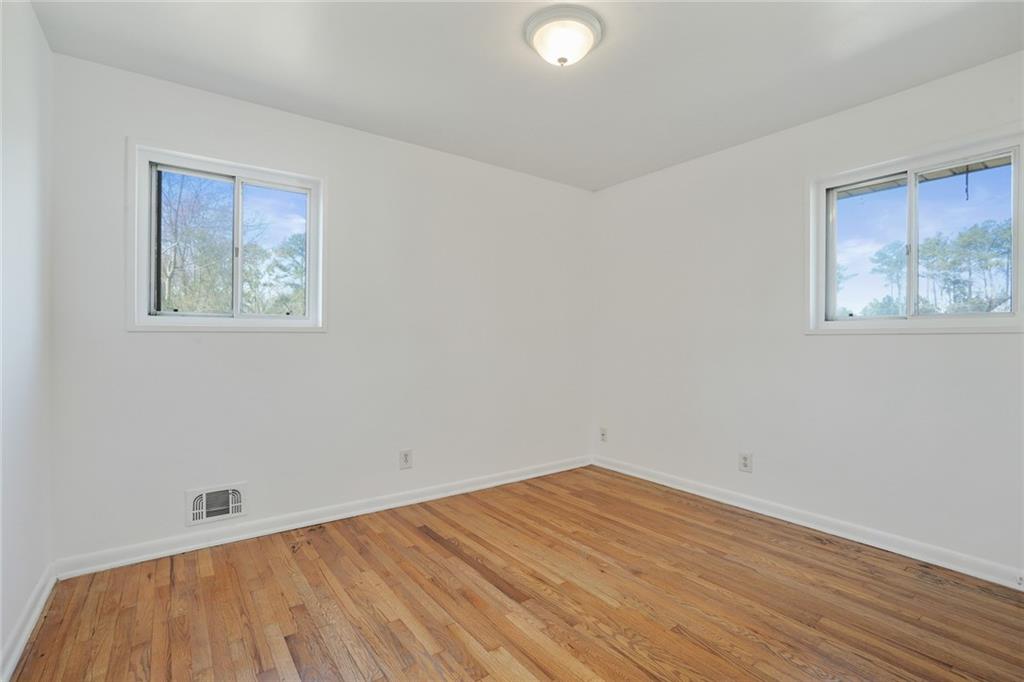 5205 Dunmoreland Court