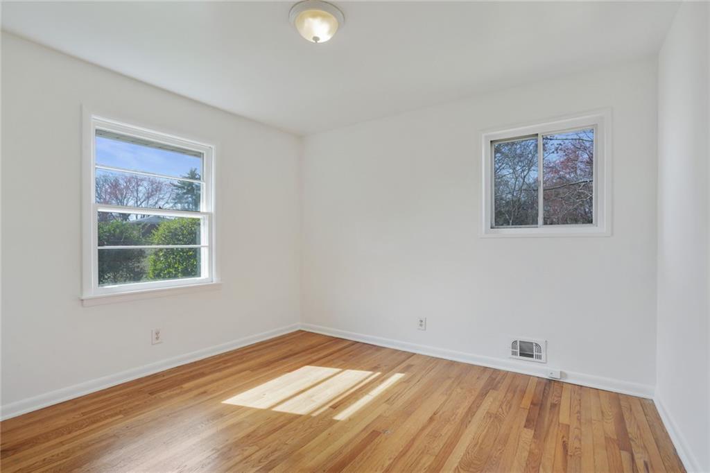 5205 Dunmoreland Court