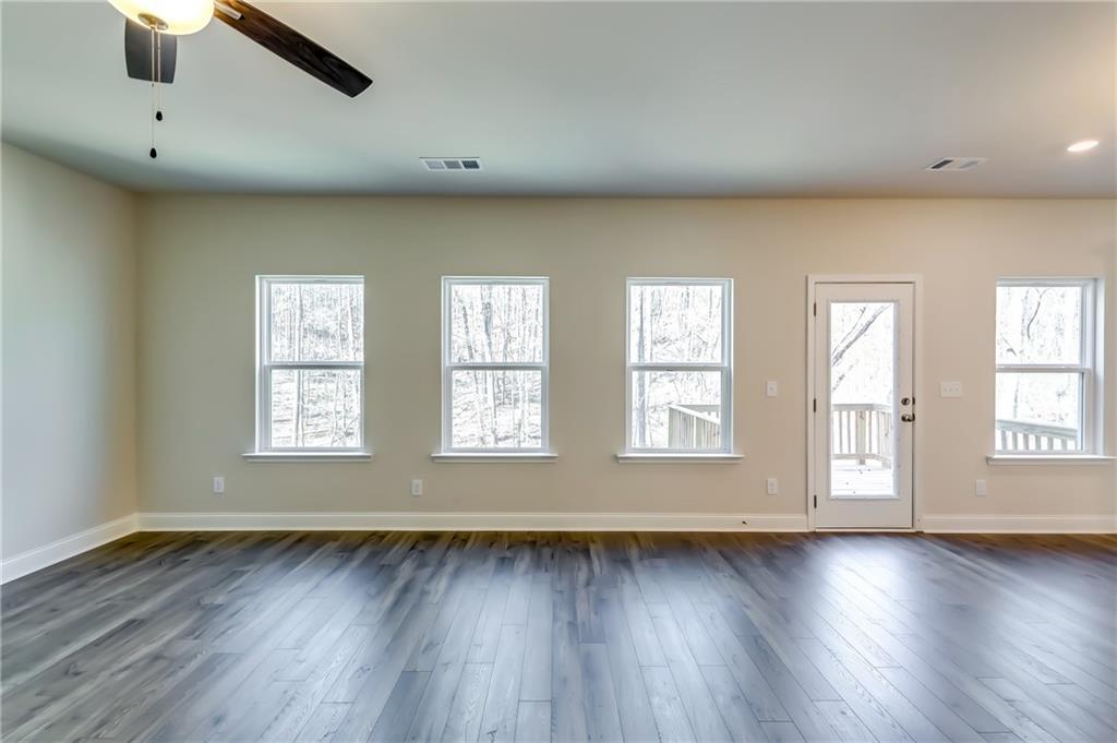 407 Shoals Trail