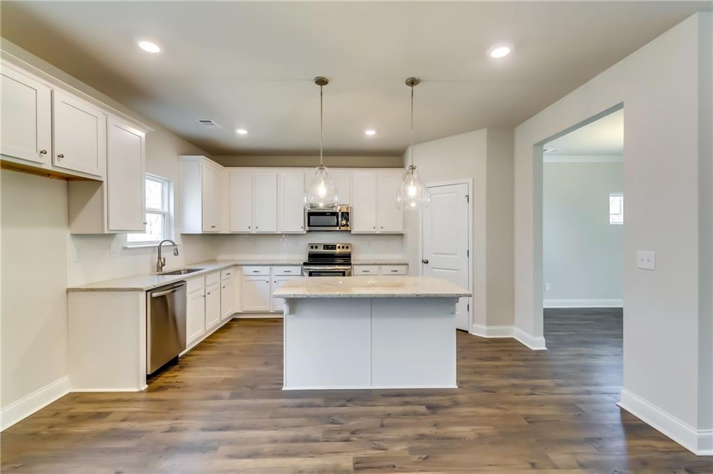 407 Shoals Trail
