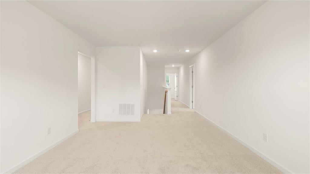 989 BLUE JUNIPER Circle