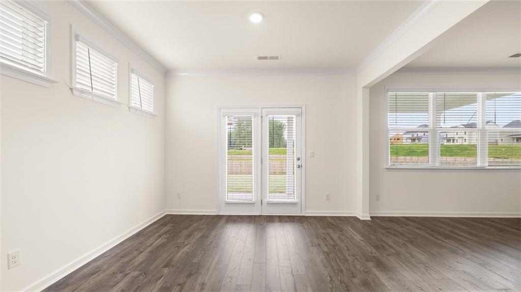 989 BLUE JUNIPER Circle