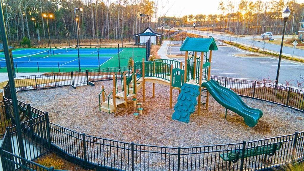989 BLUE JUNIPER Circle