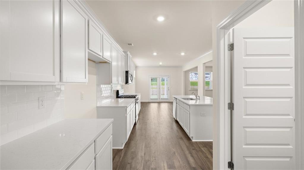 989 BLUE JUNIPER Circle