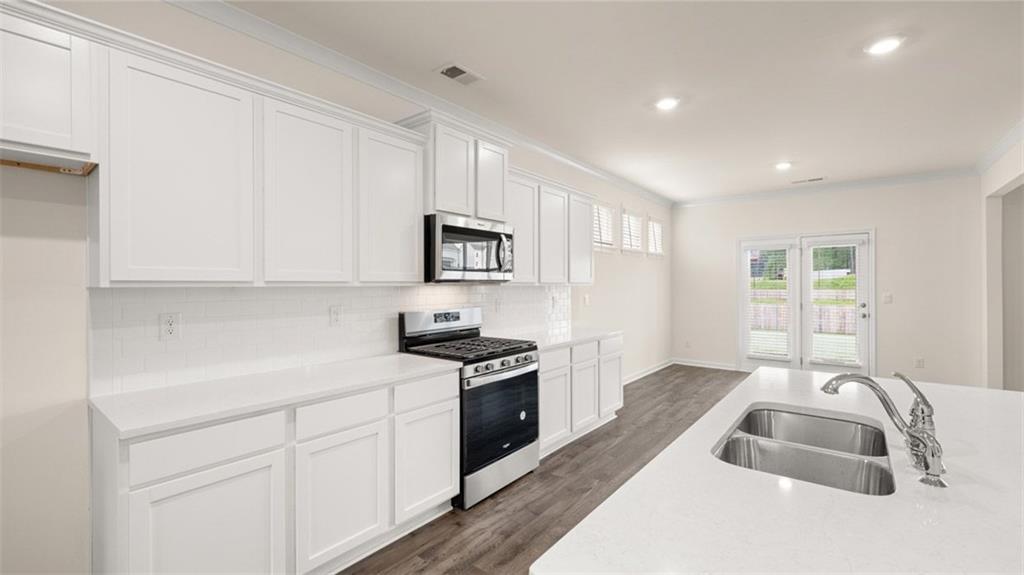 989 BLUE JUNIPER Circle
