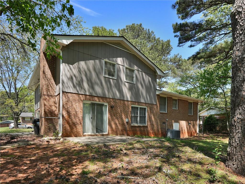 5470 Chanterella Court SW