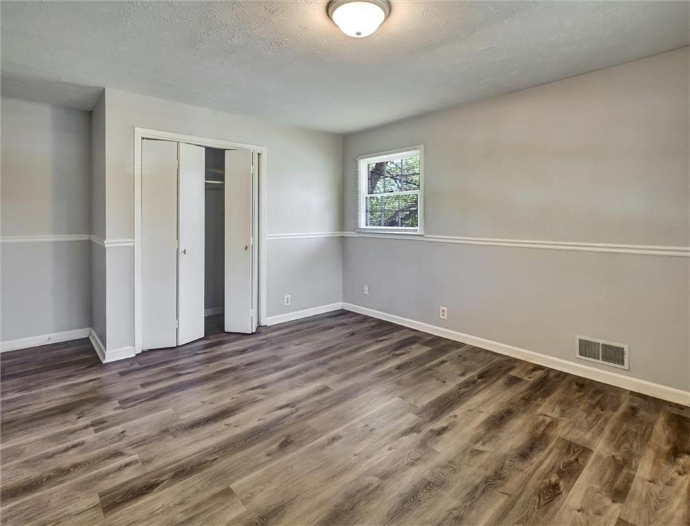 5470 Chanterella Court SW