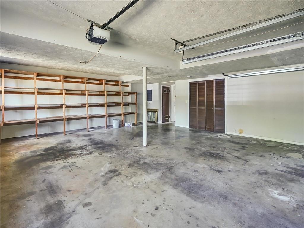 5470 Chanterella Court SW