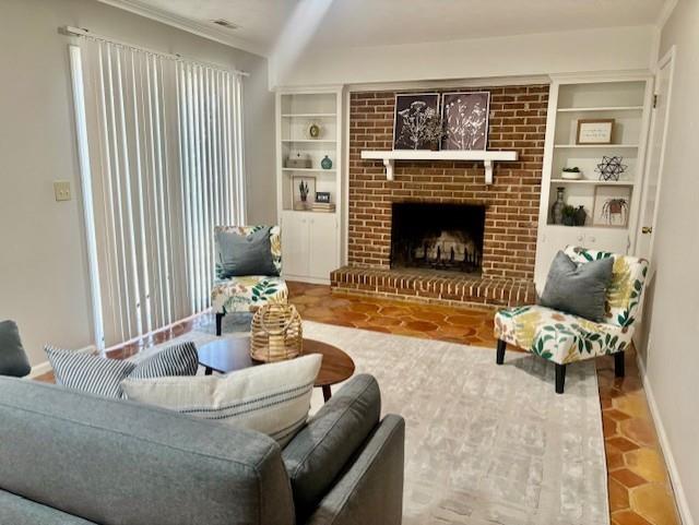 5470 Chanterella Court SW