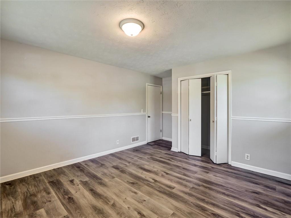 5470 Chanterella Court SW