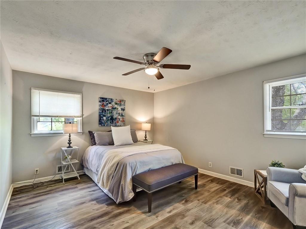 5470 Chanterella Court SW