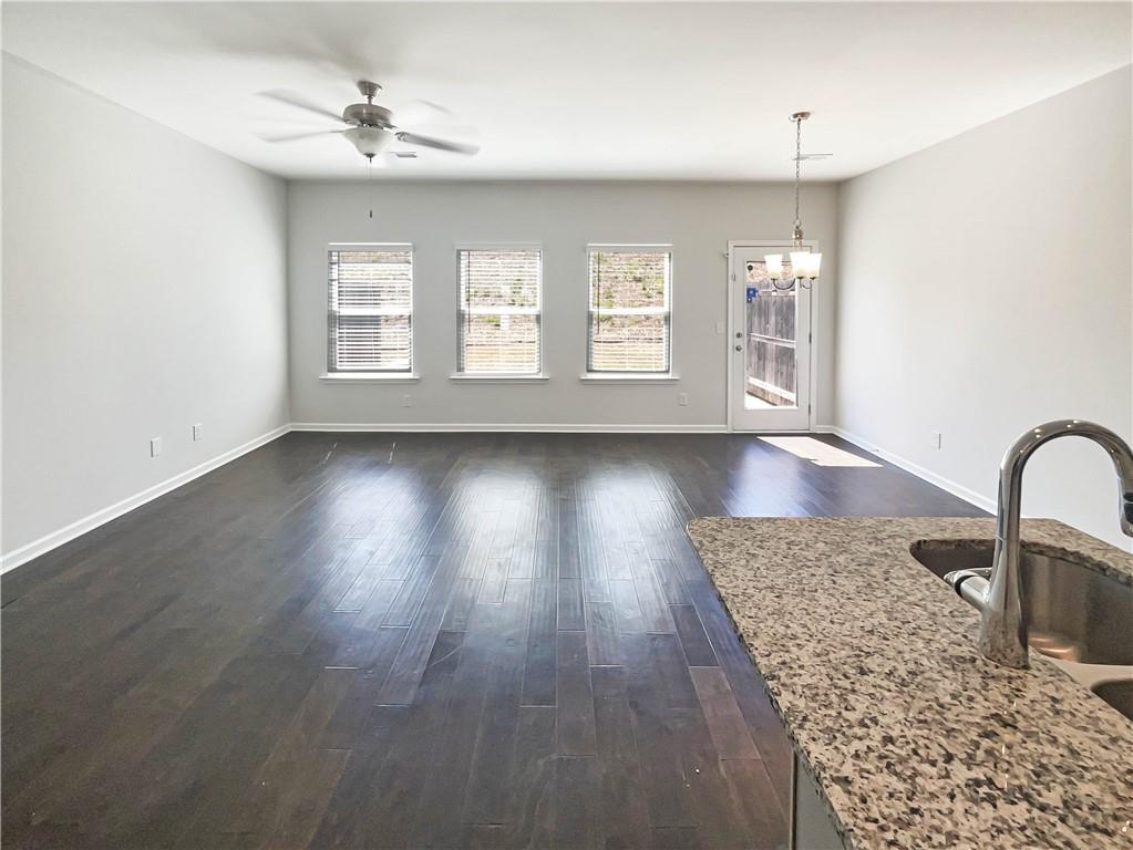 7109 Gladstone Circle