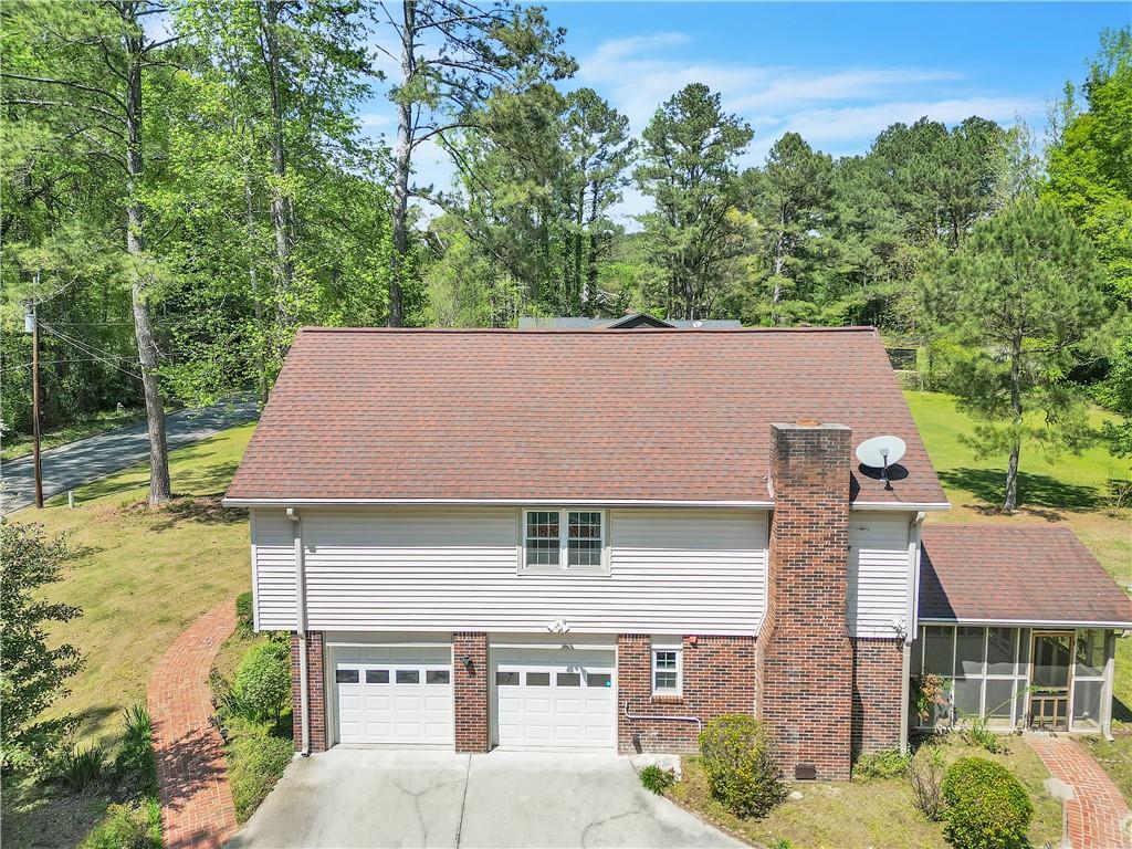9082 Chestnut Lake Drive