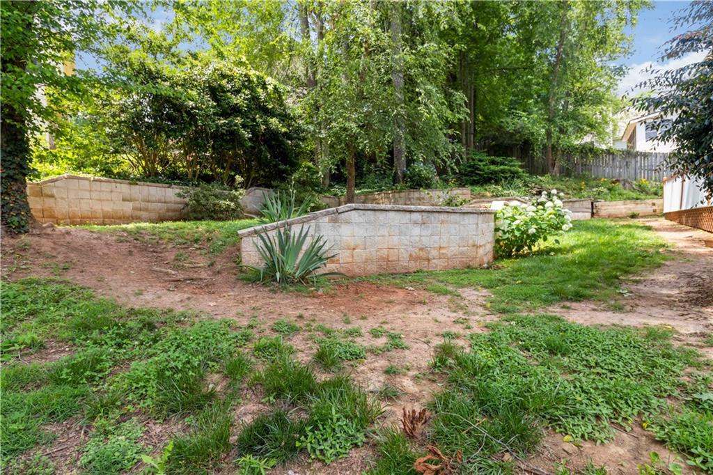 2280 Wildwood Lake Drive