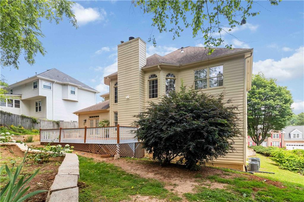 2280 Wildwood Lake Drive