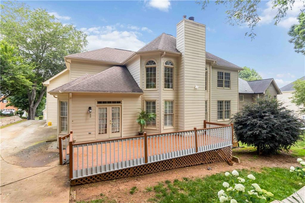 2280 Wildwood Lake Drive