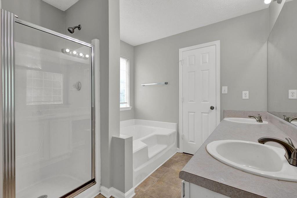 3822 River Ridge Court