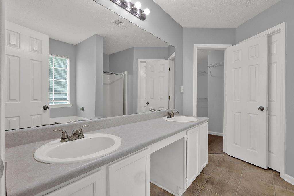 3822 River Ridge Court