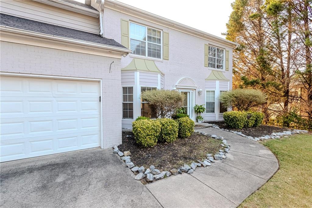 335 Wilma Court SW