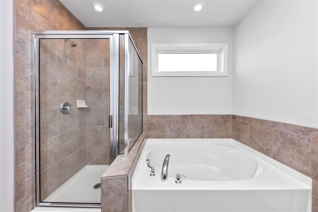 109 PAULOWNIA Circle