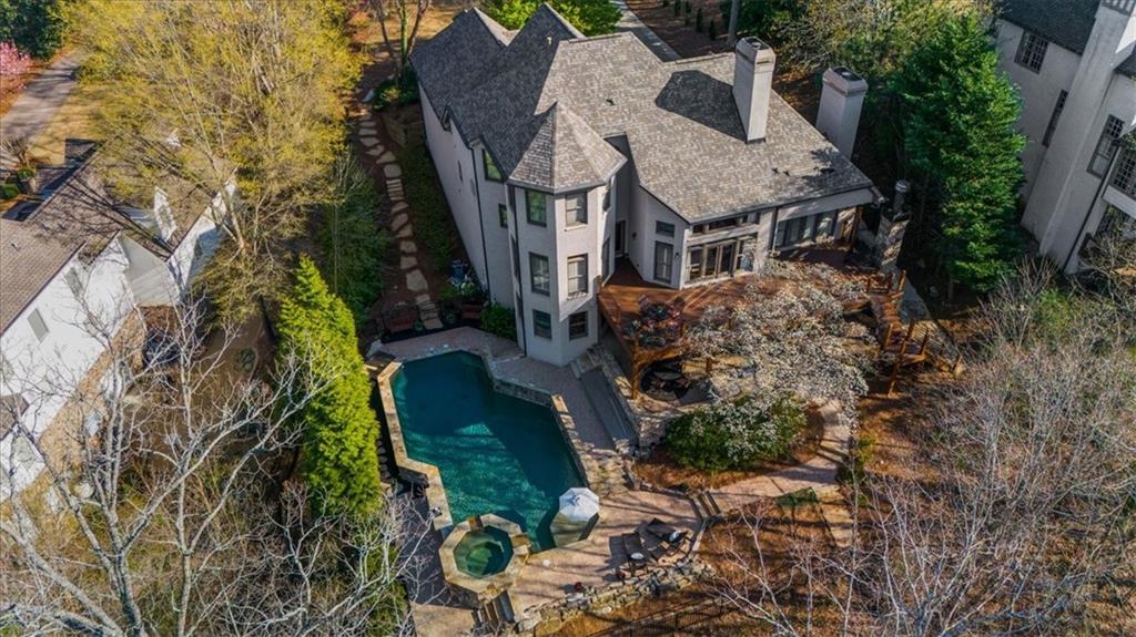 1525 Lockridge Drive