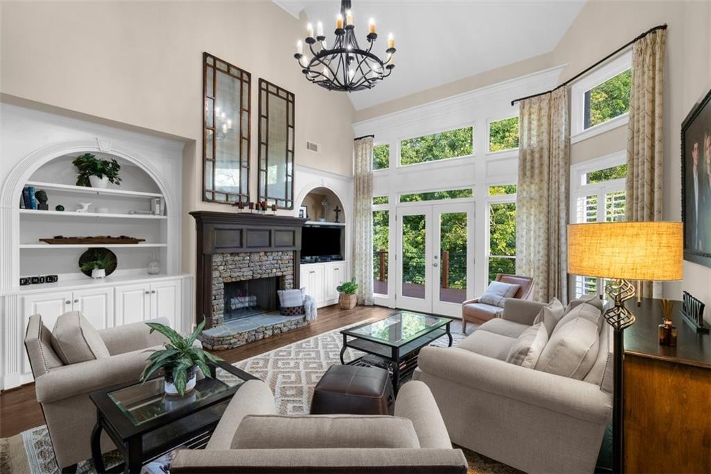 1525 Lockridge Drive