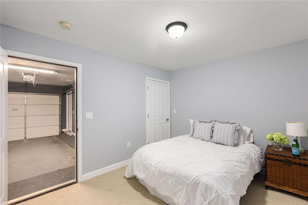 1403 Ashford Creek Circle NE