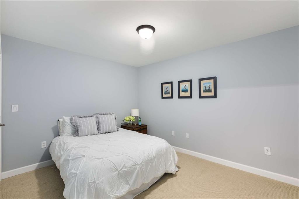 1403 Ashford Creek Circle NE