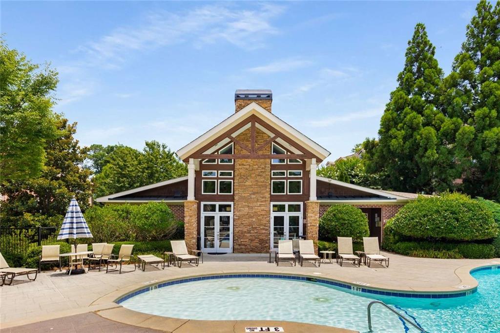 1403 Ashford Creek Circle NE