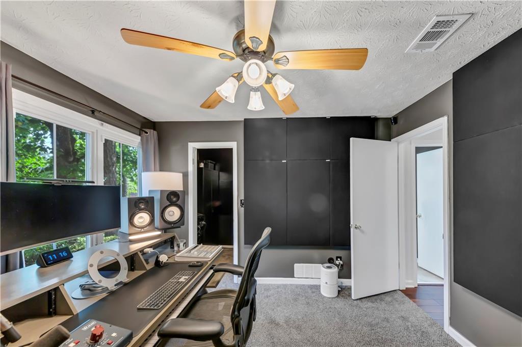 6725 River Glen Drive