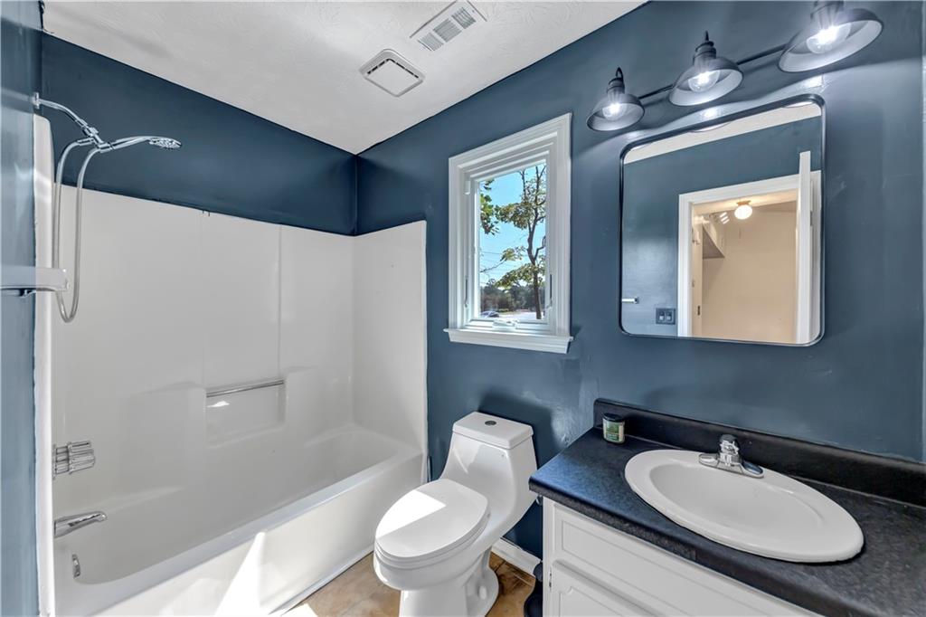 6725 River Glen Drive