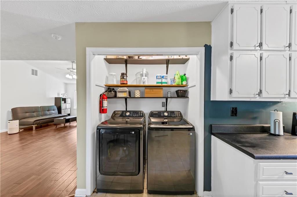 6725 River Glen Drive