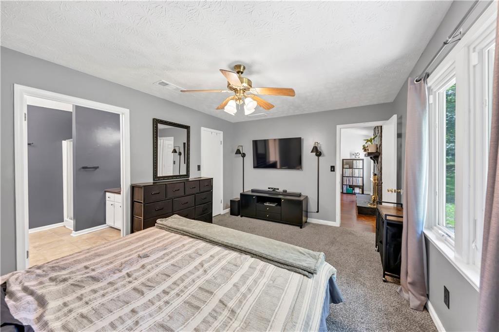 6725 River Glen Drive