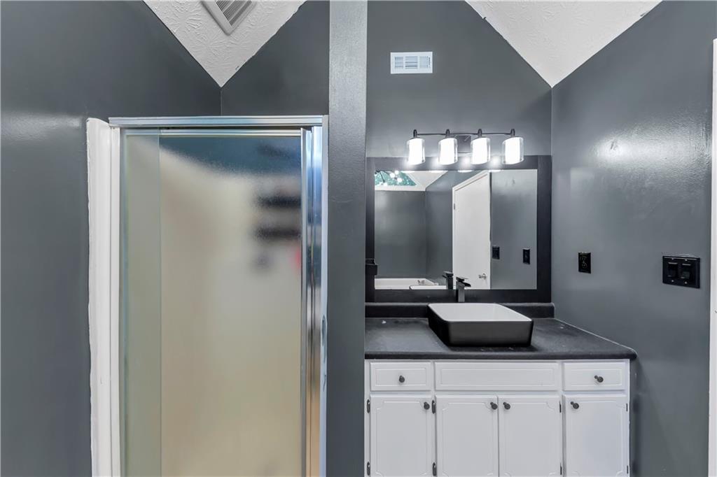 6725 River Glen Drive