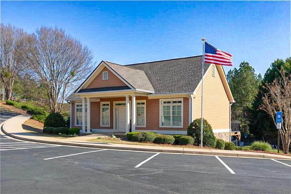 321 Principal Meridian Drive