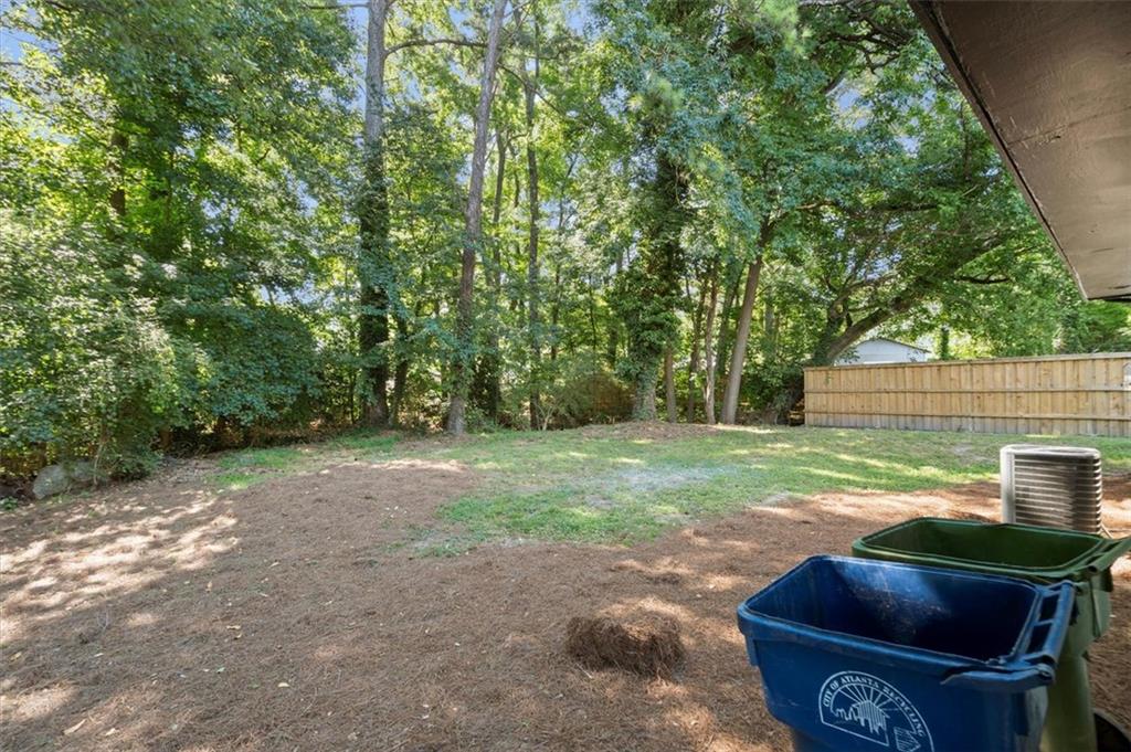 344 Woodstock Drive SW