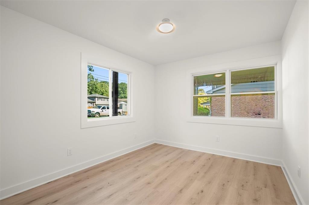 344 Woodstock Drive SW