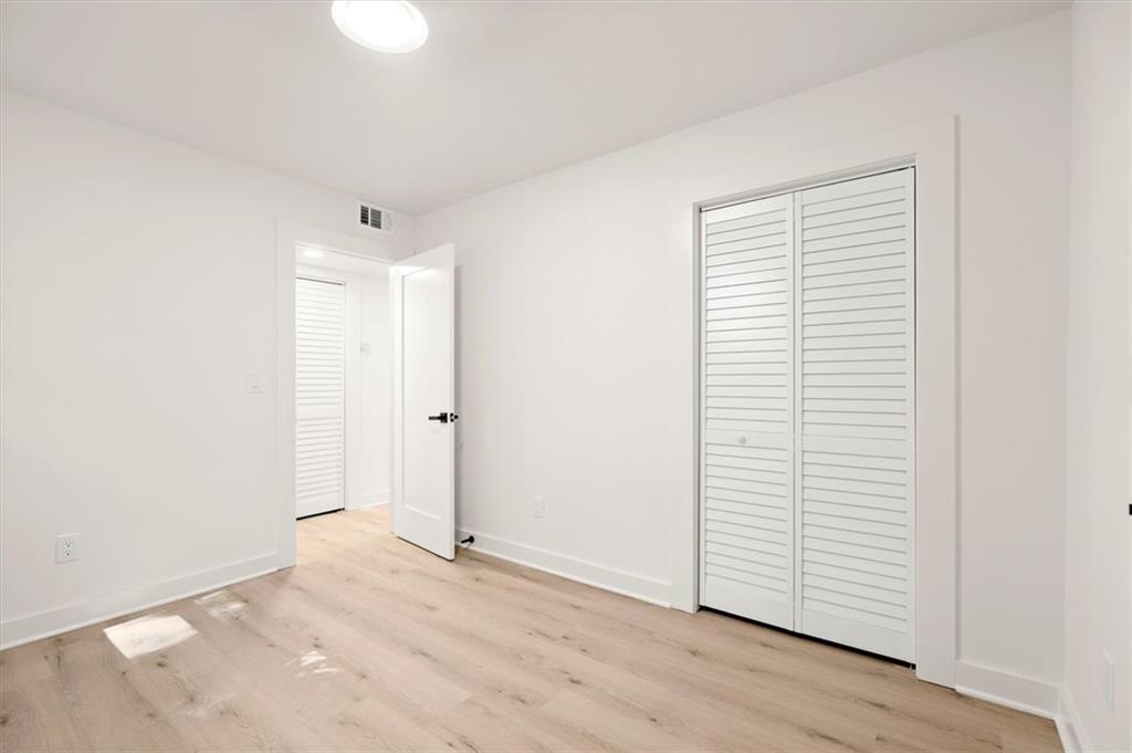 344 Woodstock Drive SW