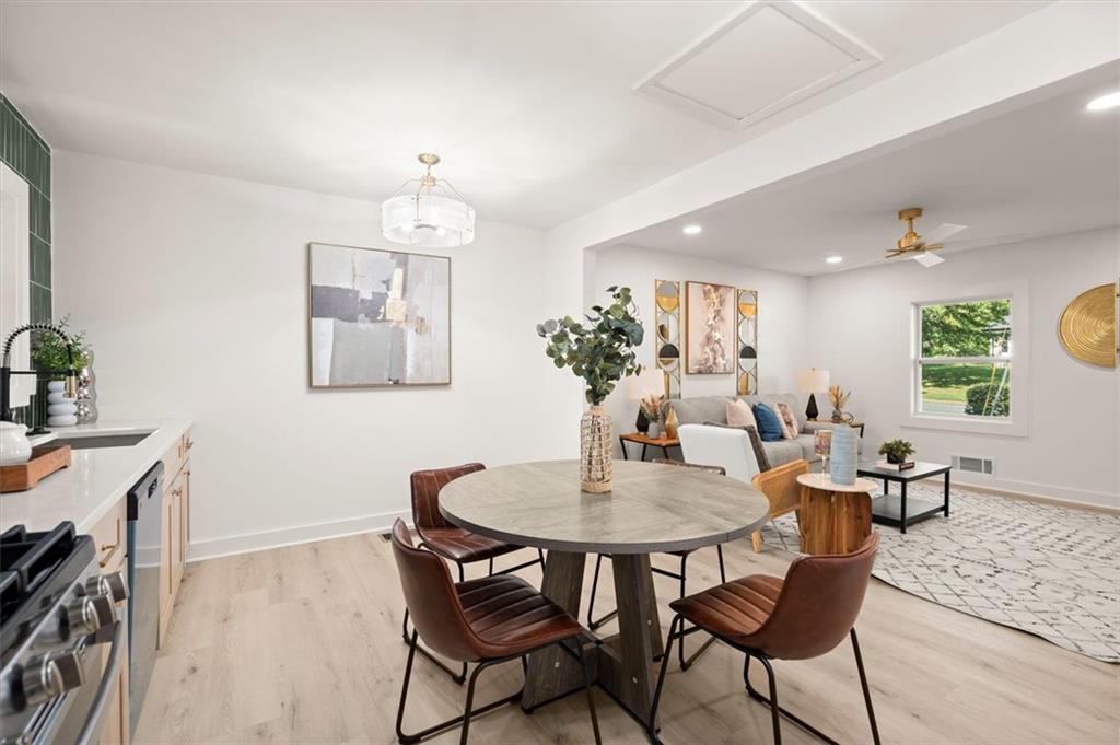 344 Woodstock Drive SW