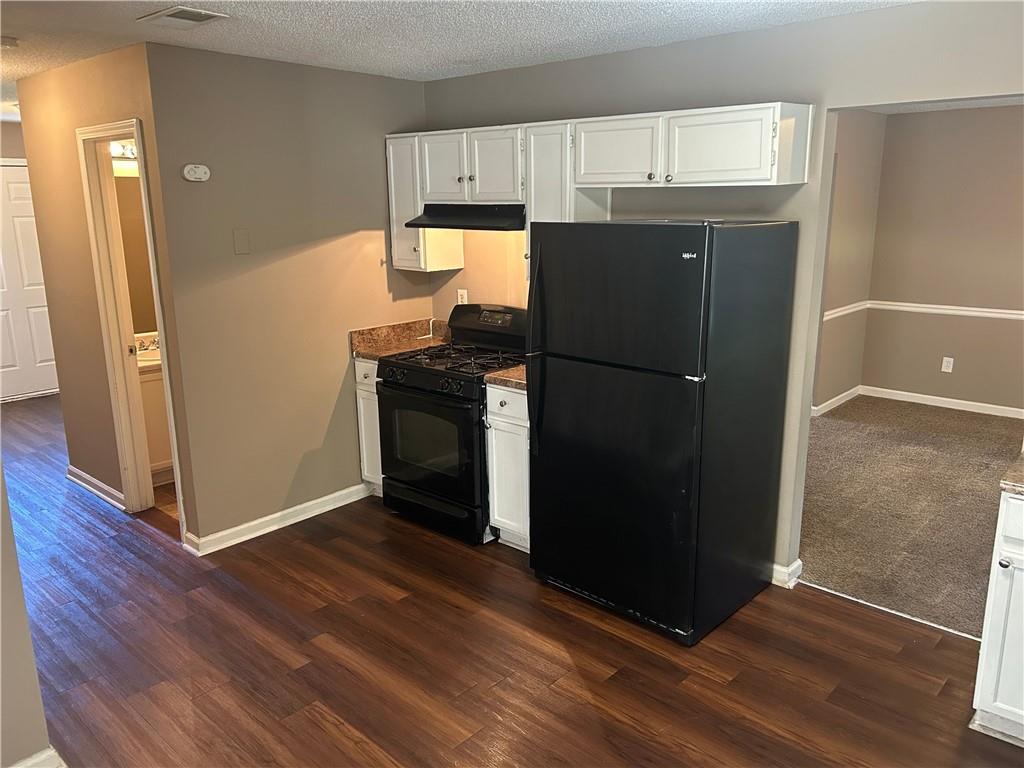 2944 Woody Court