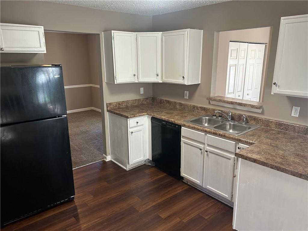 2944 Woody Court