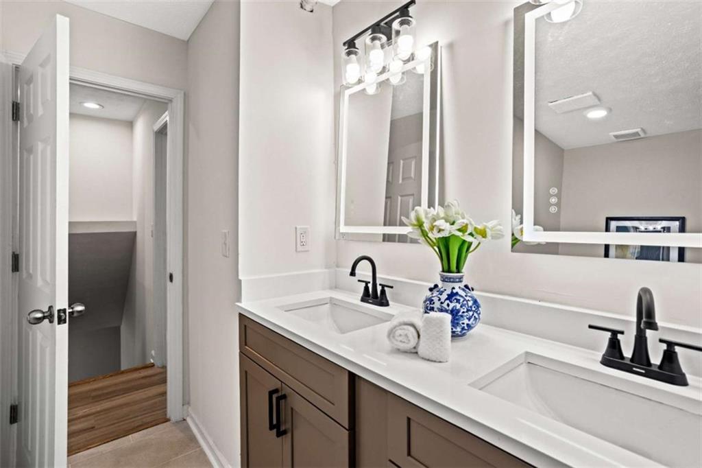 1481 Saint Dunstans Road