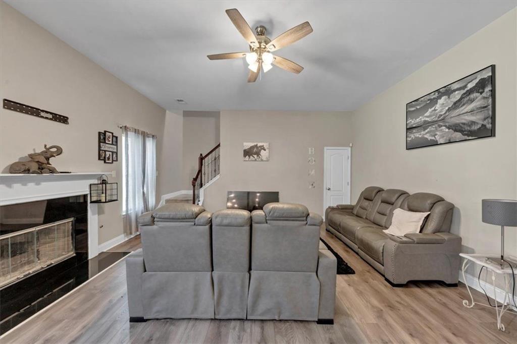 100 TAPESTRY Drive