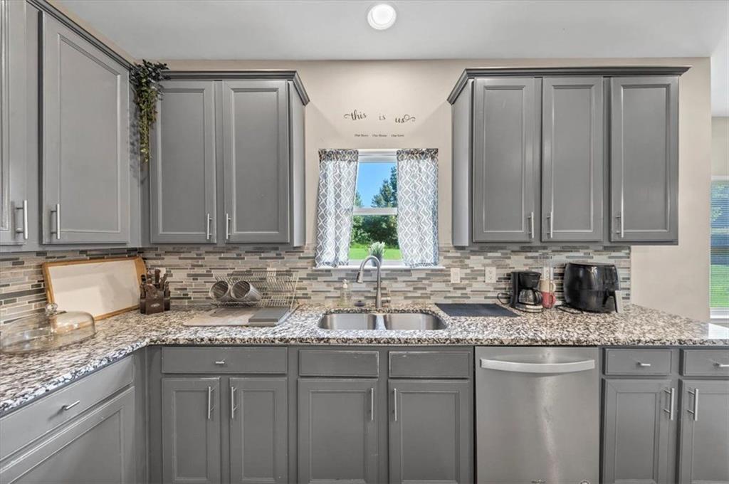 100 TAPESTRY Drive
