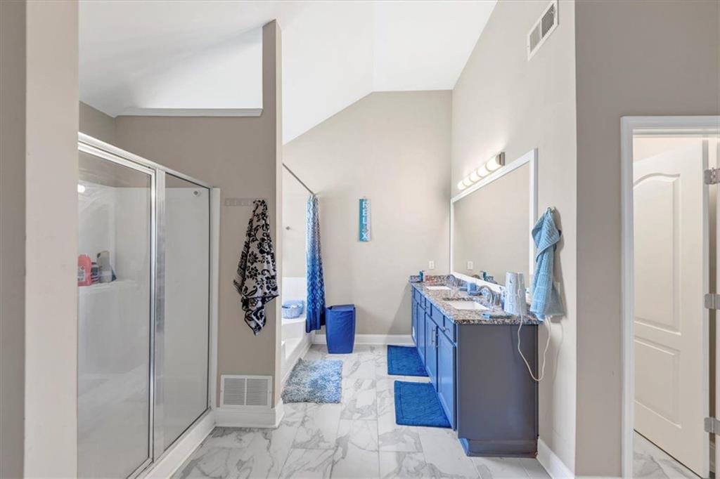 100 TAPESTRY Drive