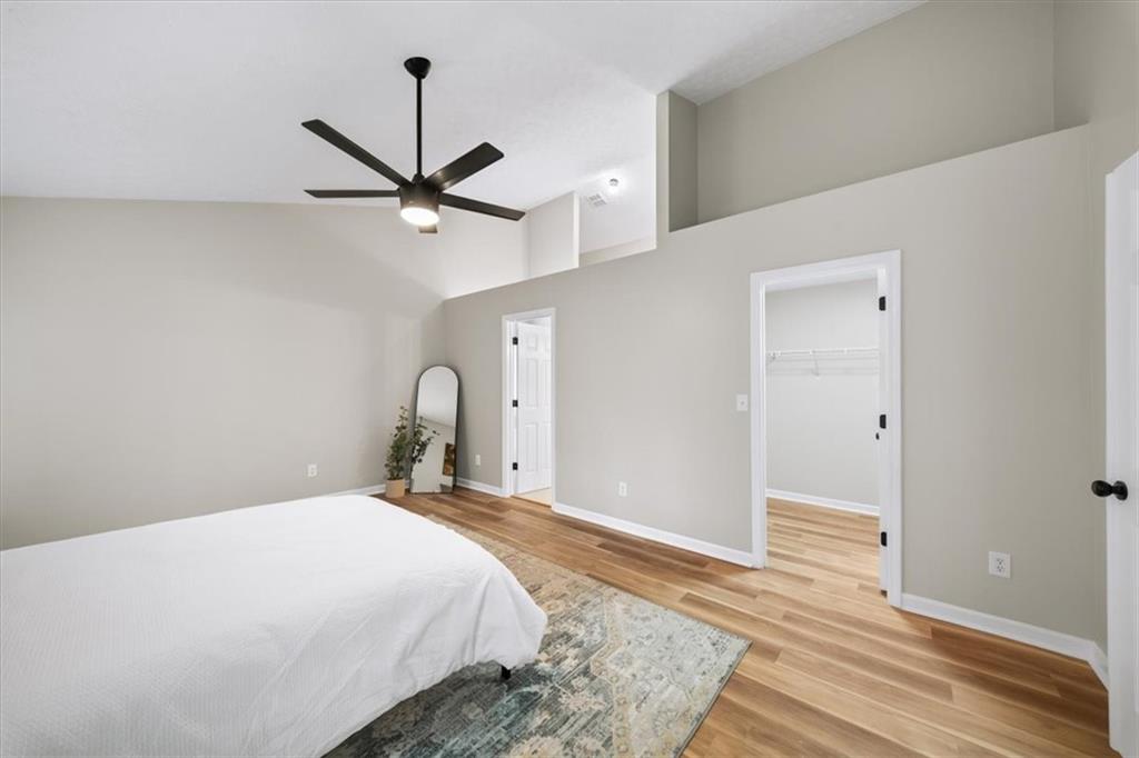 2703 Hillvale Cove Drive