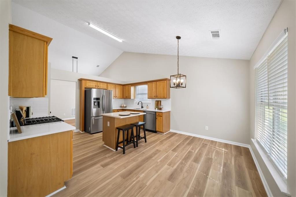 2703 Hillvale Cove Drive